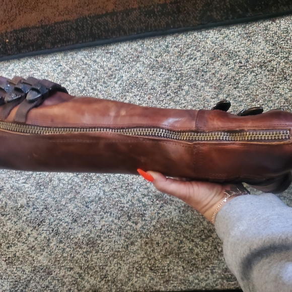 Raylene - Picture 4 of 12